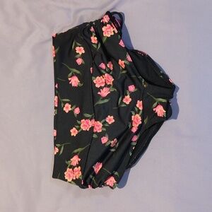 NWOT PINK Ultimate XS gym to swim bottoms